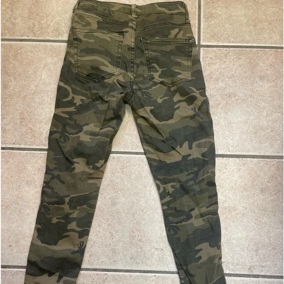 Topshop Moto Camouflage High Rise Skinny Stretch Pants - Picture 3 of 9
